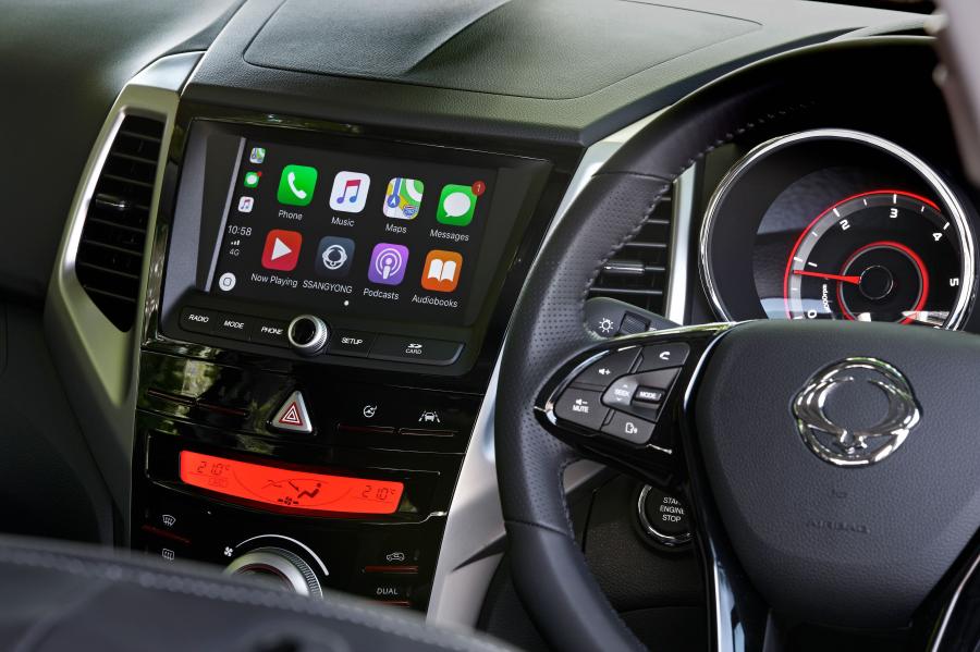 Детали интерьера SsangYong Tivoli 2018 года  (AU) (фото 14 из 22)